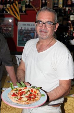 LAPILLI Il pizzaiolo Antonio Iacone IMG 4374