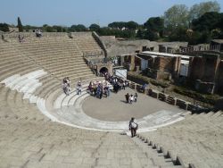LAPILLI Teatro Grande