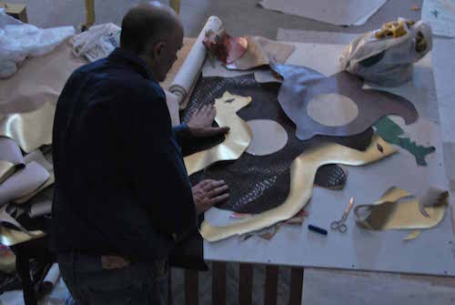 Castel SantElmo mostra maurizio elettrico opera in corso di allestimento