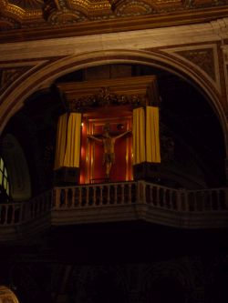 LAPILLI Foto Napoli. Chiesa del Carmine 13 2 16 012 Crocifisso
