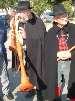 alcuni zampognari 250