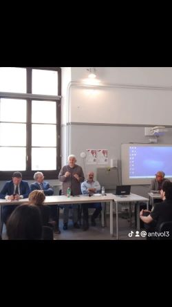 Liceo Albertelli 250