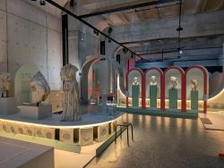 mostra Lione 5 250