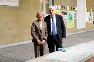 Gian Luca Galletti e Stefania Brancaccio 1