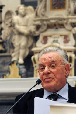 Foro prof. Casavola 250