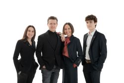 Lucrezia Zeni Nicola Zeni Alessia Fugazzola e Ludovico 250