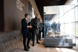 Foto inaugurazione percorso espositivo con Ministro 17 250